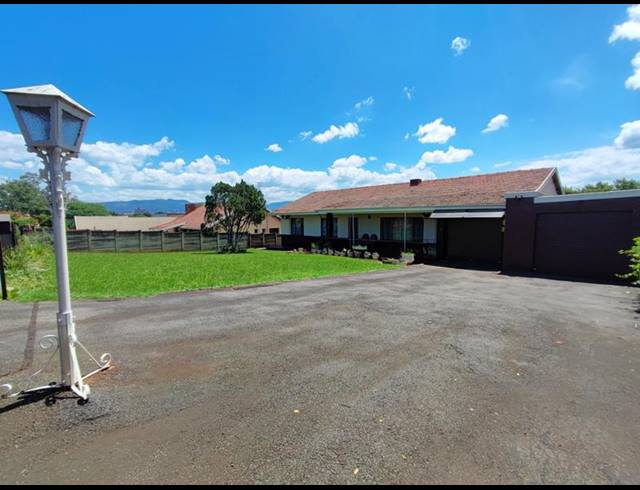3 BEDROOM HOUSE FOR SALE IN SCOTTSVILLE